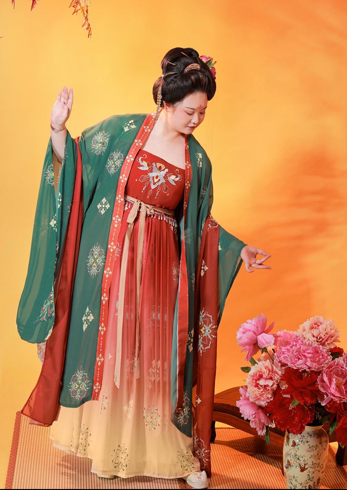 Yang Guifei | Tang Green & Red Plus Hanfu (月曲红绿)