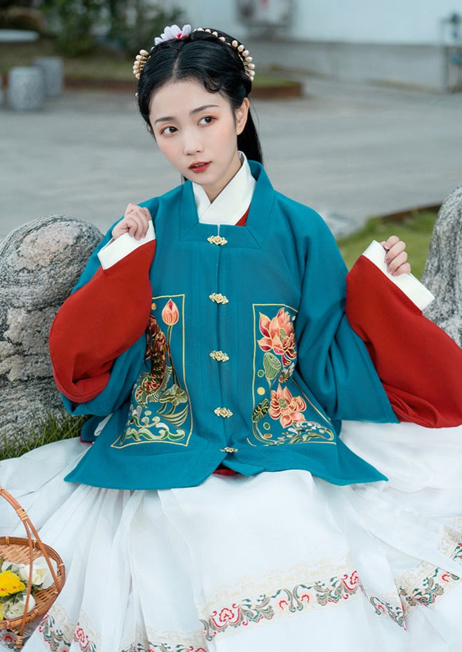 Water Trout | Ming Hanfu Cardigan (青鲤)