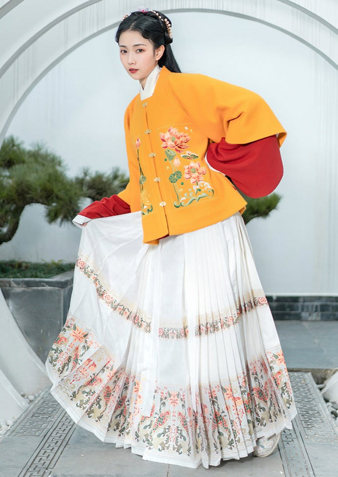 Golden Adoration | Ming Ma Mian Skirt (金妆花)