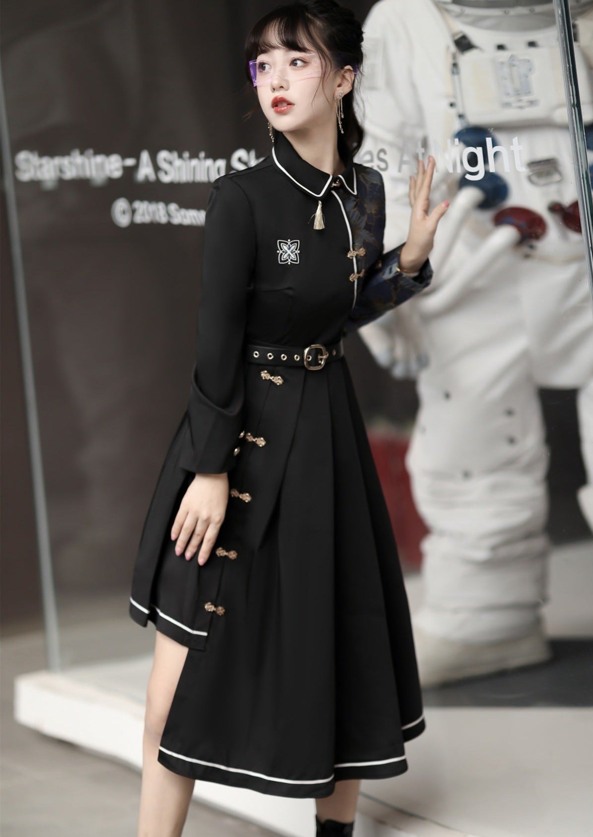 City That Never Sleeps | Modern Black Lolita Chinese Hanfu (不夜城)