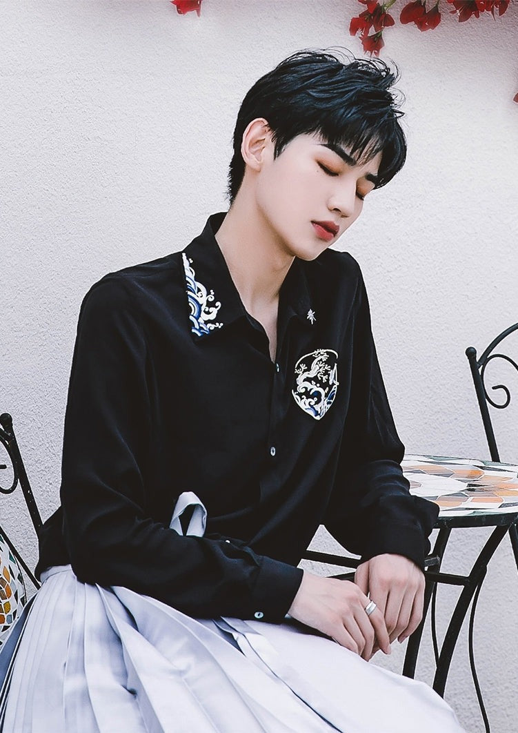 Waves | Modern Unisex Black Blouse (踏浪) – NewMoonDance