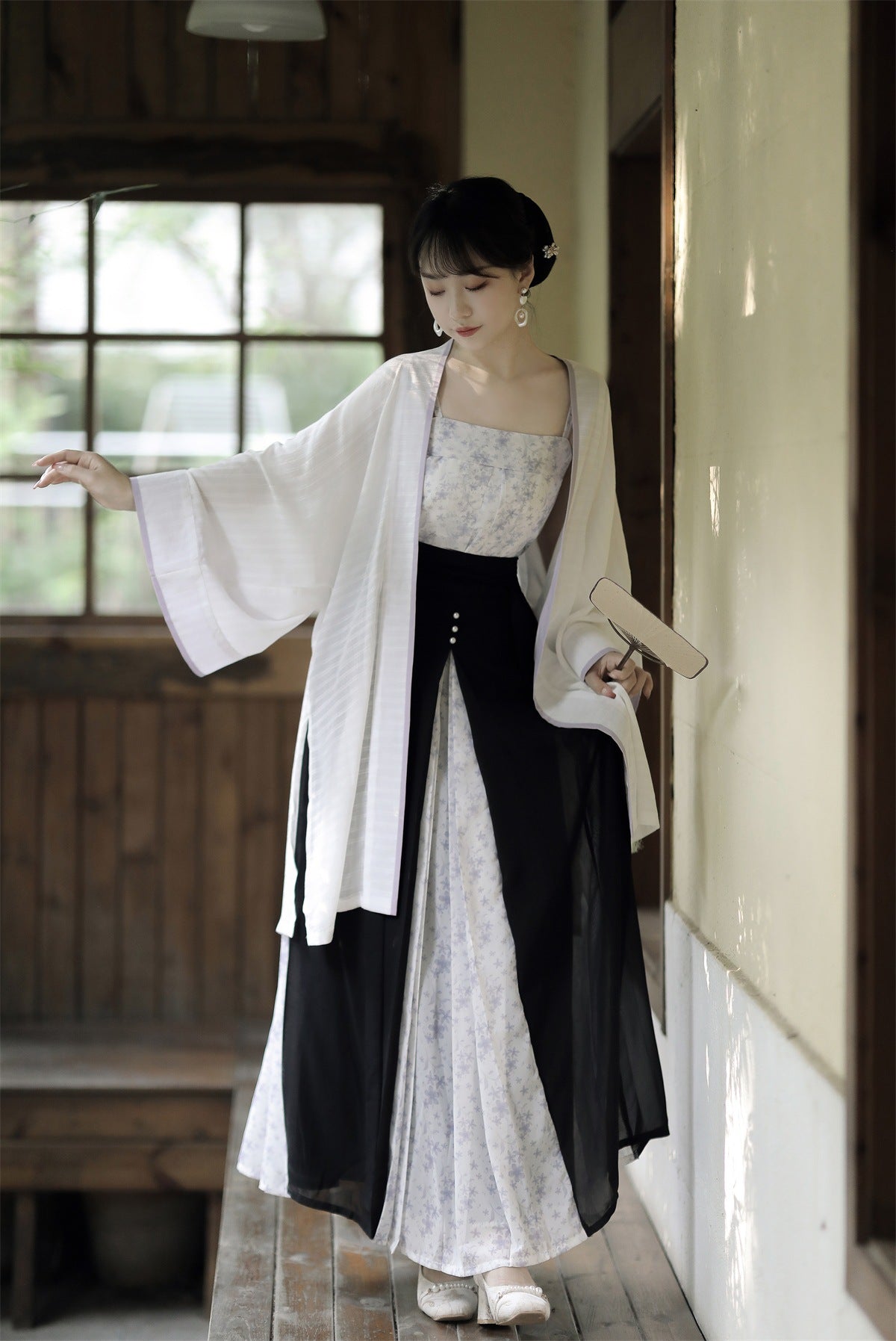 Flower Mirror | Modern Purple Hanfu (繁花镜)