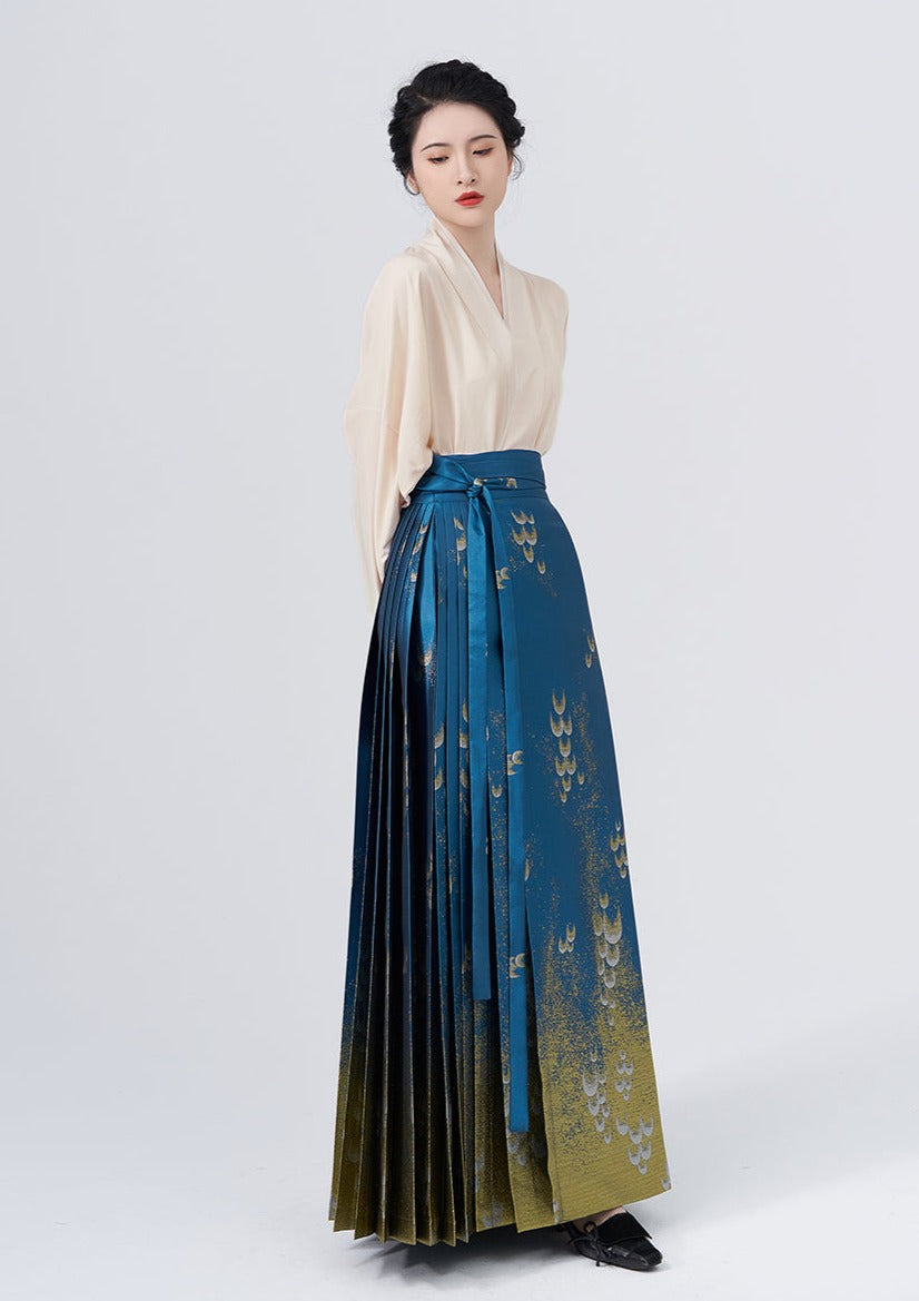 Ocean Scales | Modern Ma Mian Skirt (天鳞鳞)