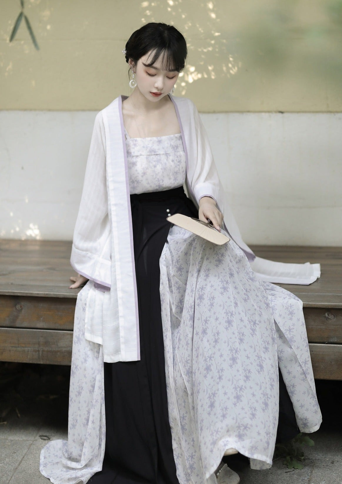 Flower Mirror | Modern Purple Hanfu (繁花镜)