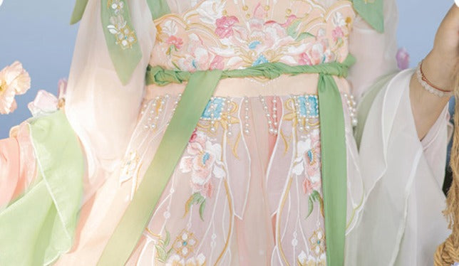 Flower Poem | 3-Piece Tang Pink Hanfu (花语辞)