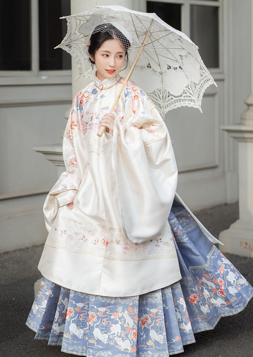 The Royal Cat | Ming Luxury Hanfu (御狸)