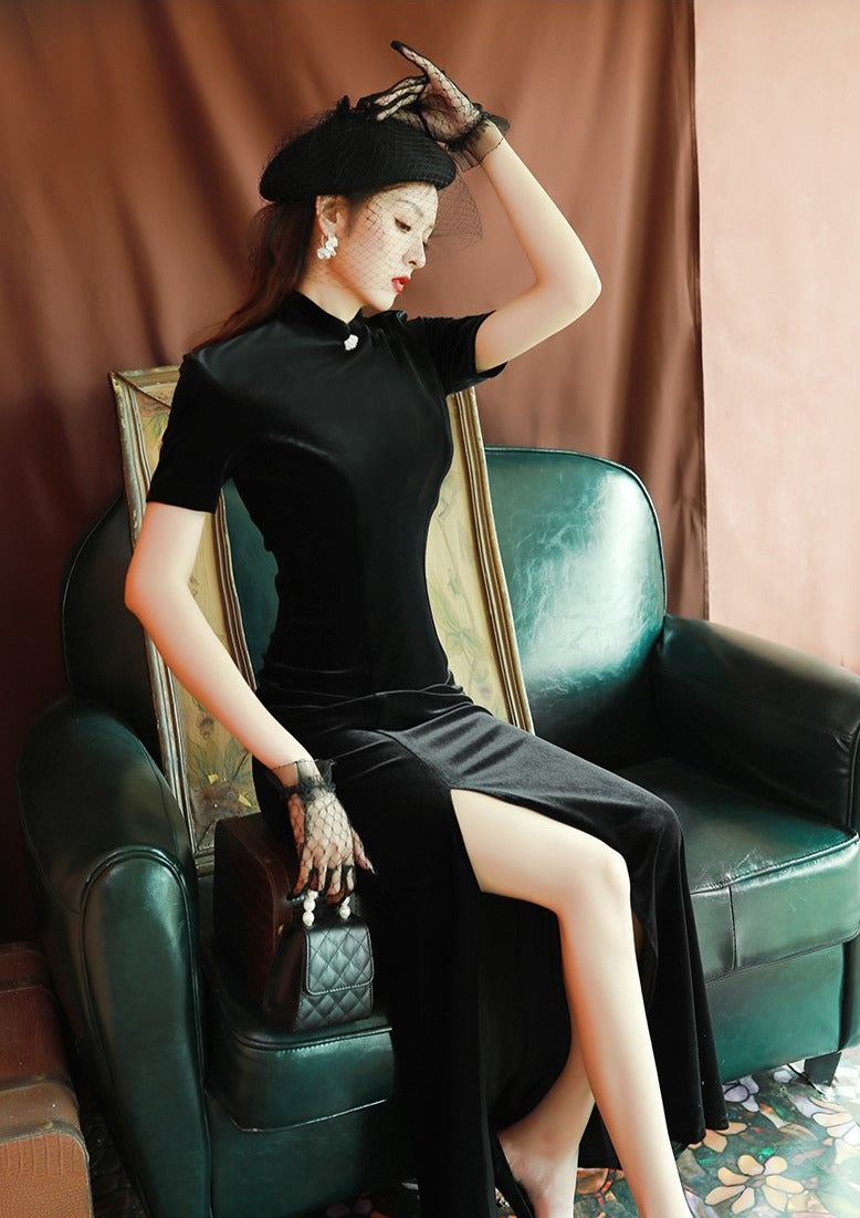 Black Velvet | Velvet Qipao Dress (黑丝绒)