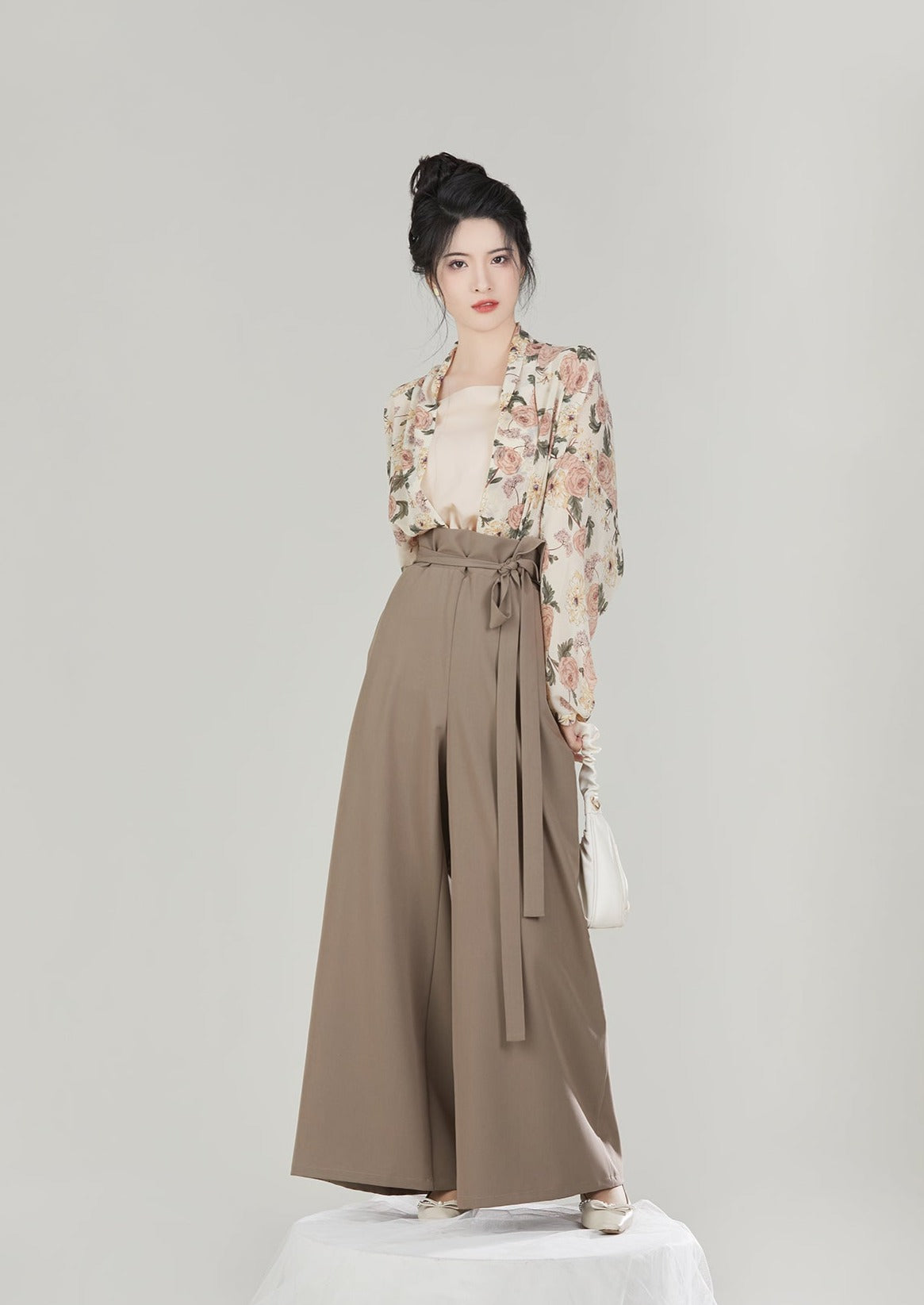 Summer Path | Modern Blue / Beige Hanfu (阡陌)