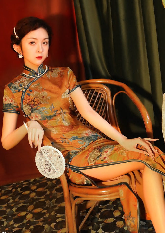 Royal Gardenia | Printed Yellow Qipao (御花园)