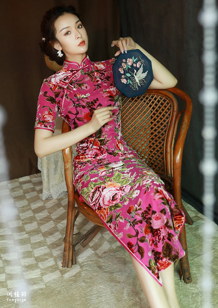 Pink Rose | Vintage Velvet Qipao (红玫瑰)