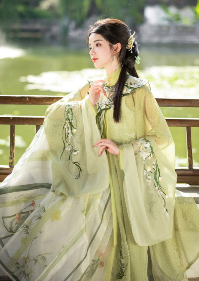 Aroma Lily | 5-Pieces Hanfu Dress (水夜香合)