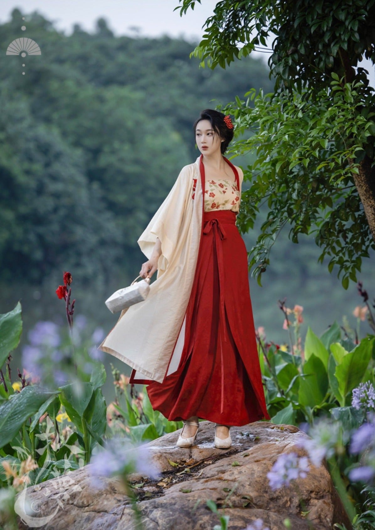 Poppy | Modern 3-Pieces Hanfu (花间酒)