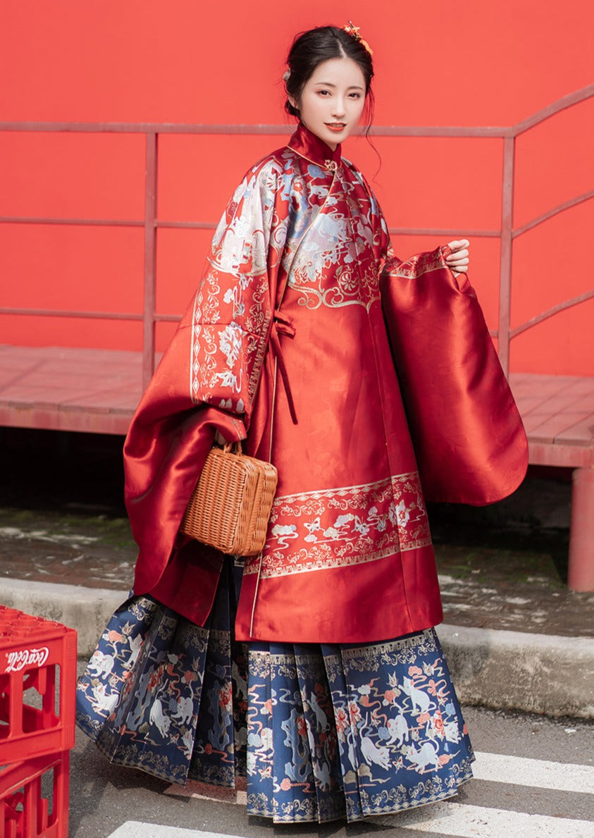 The Royal Cat | Ming Luxury Hanfu (御狸)