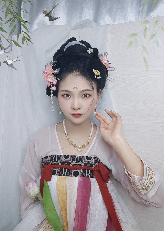 Aroma Spirit | Handmade Red Flower Hairpiece (浓香)