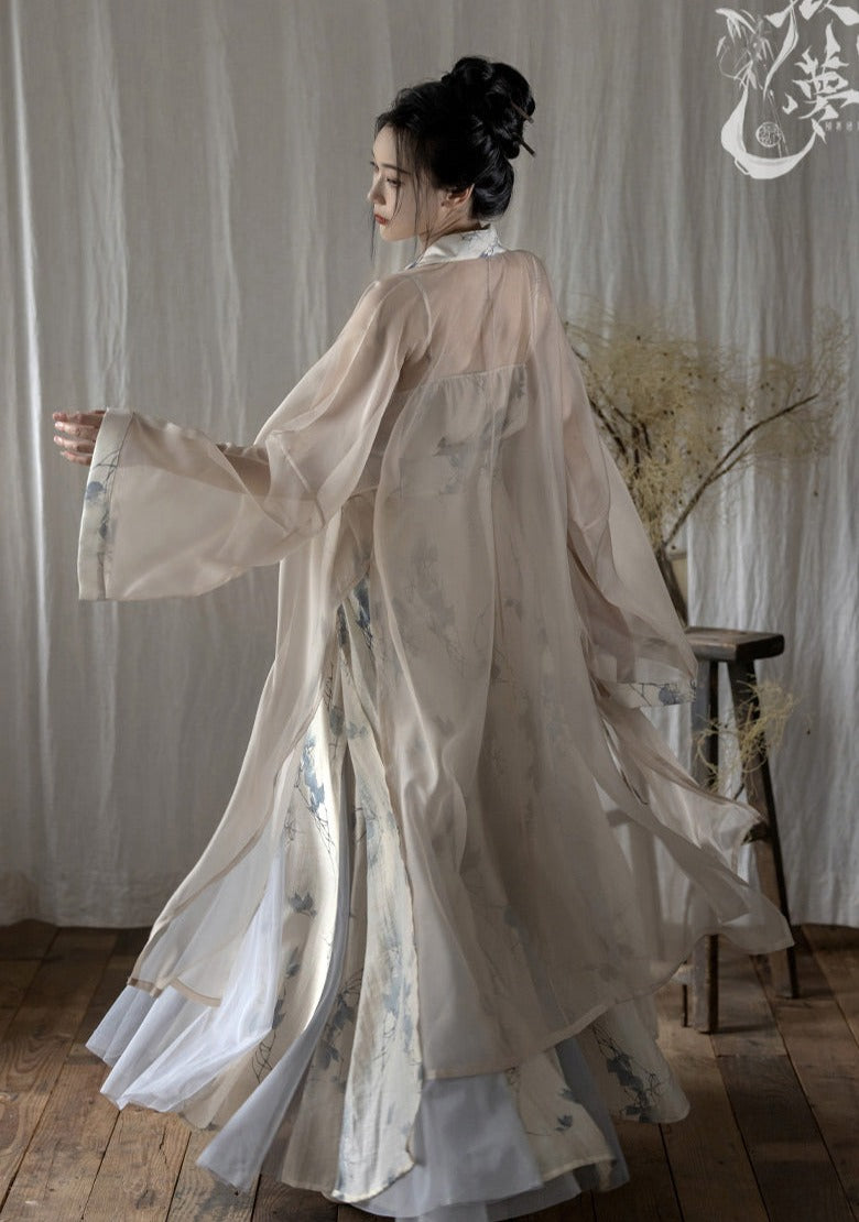 Fall Dusk | Modern Gray Dress (松间照)