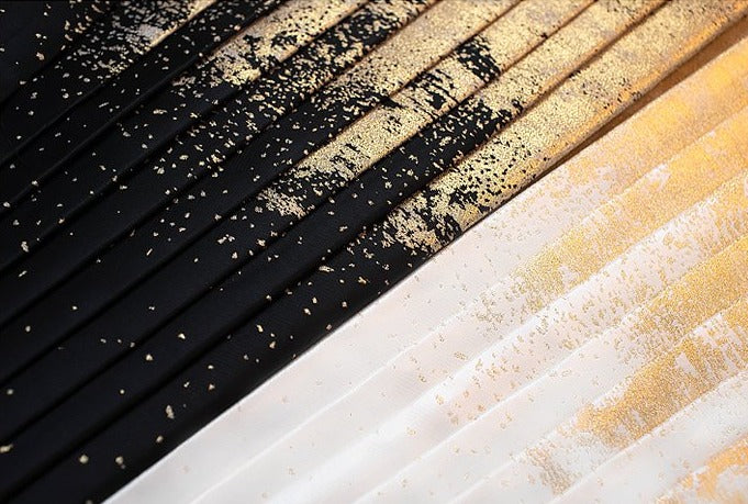 Moon River | Modern Silver Ma Mian Skirt (月生春江)