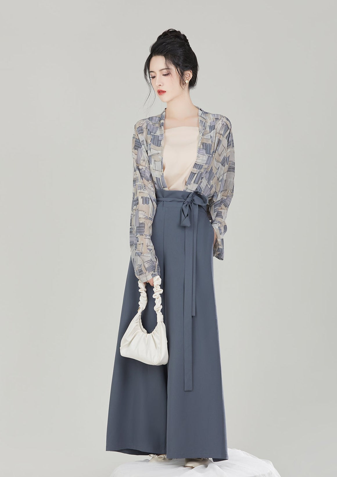 Summer Path | Modern Blue / Beige Hanfu (阡陌)