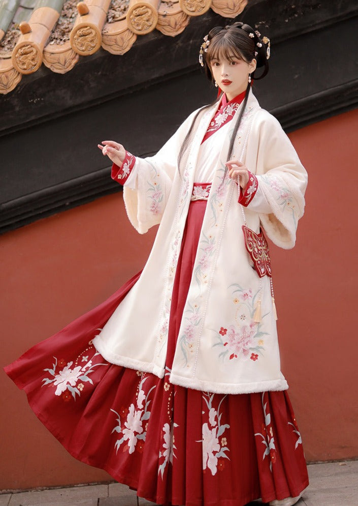 Old Memory | Winter Song Hanfu (苏幕遮)