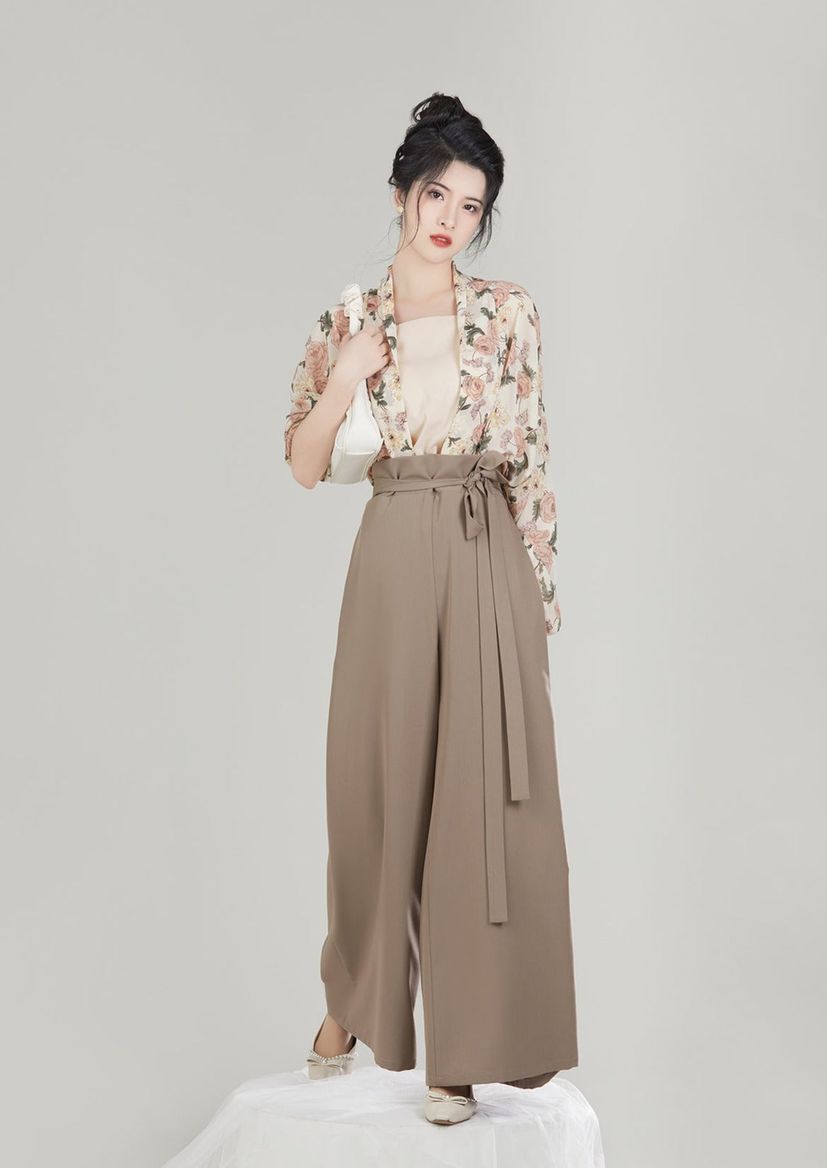 Summer Path | Modern Blue / Beige Hanfu (阡陌)