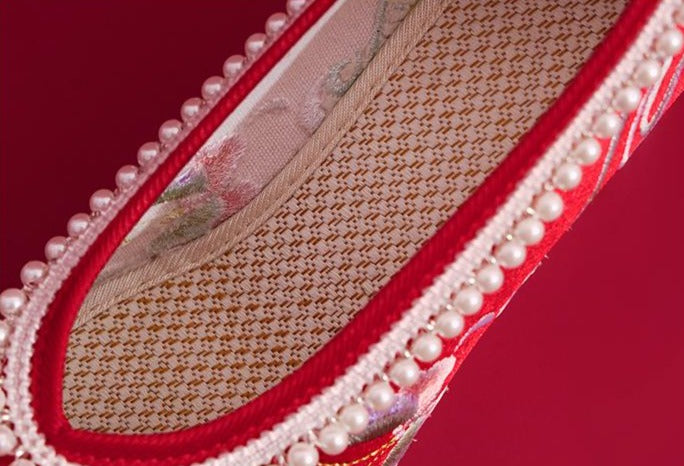 Lunar Step | Red Pearl Shoes(踏月）