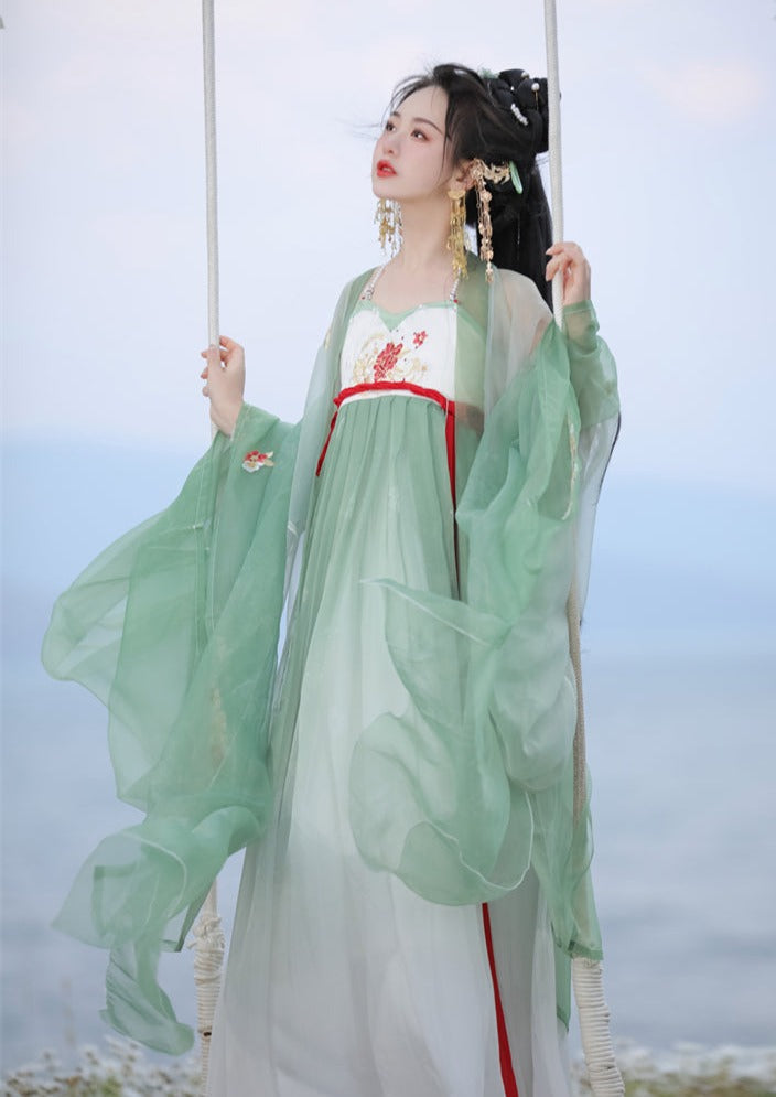 Green Dusk | Flora Embroidered Hanfu (凝初)
