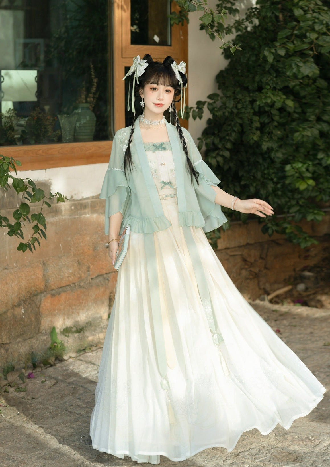 Night Camellia | Green Summer Hanfu Dress (晚山茶)