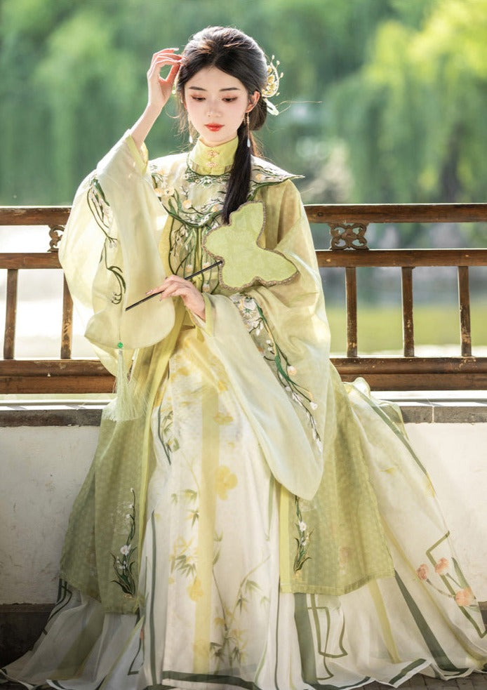 Aroma Lily | 5-Pieces Hanfu Dress (水夜香合) – NewMoonDance