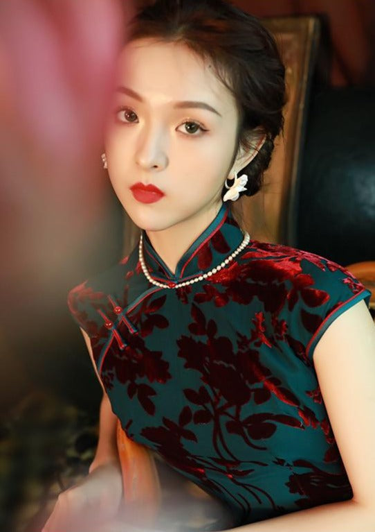 Meiling | Navy Velvet Qipao (夜上海)