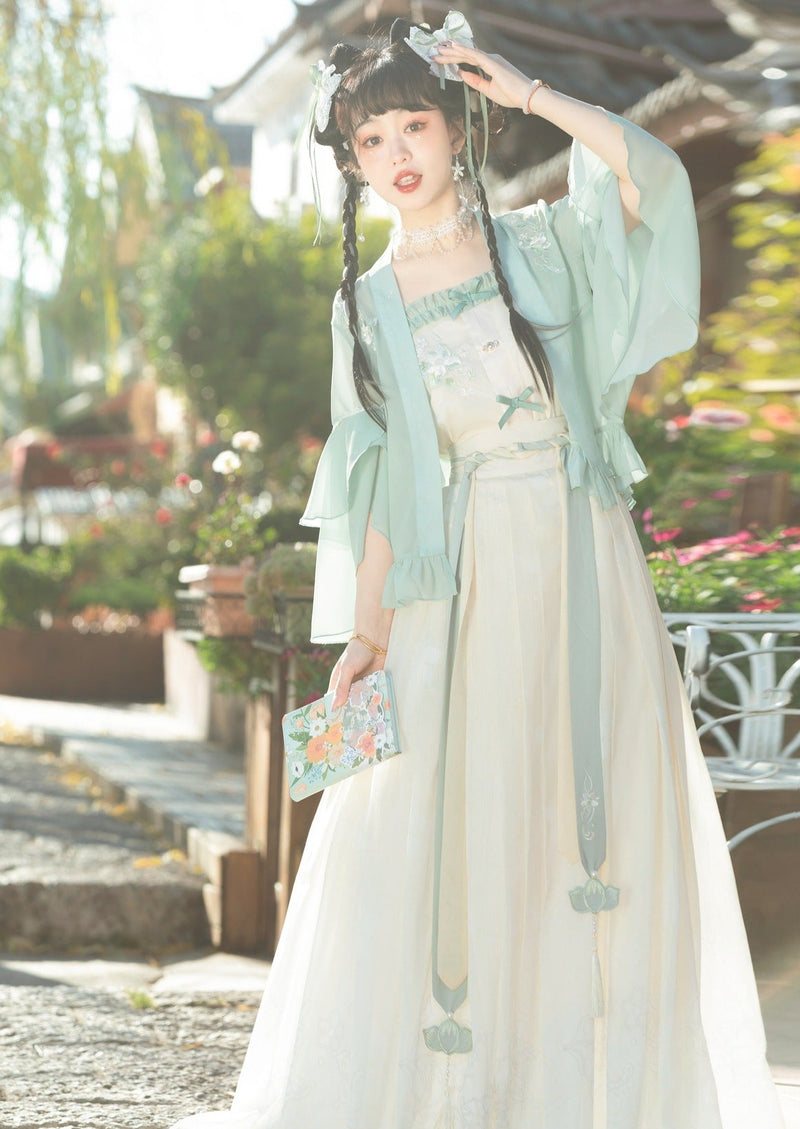 Night Camellia | Green Summer Hanfu Dress (晚山茶)