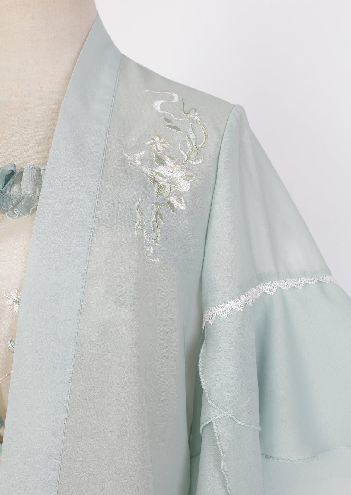 Night Camellia | Green Summer Hanfu Dress (晚山茶)