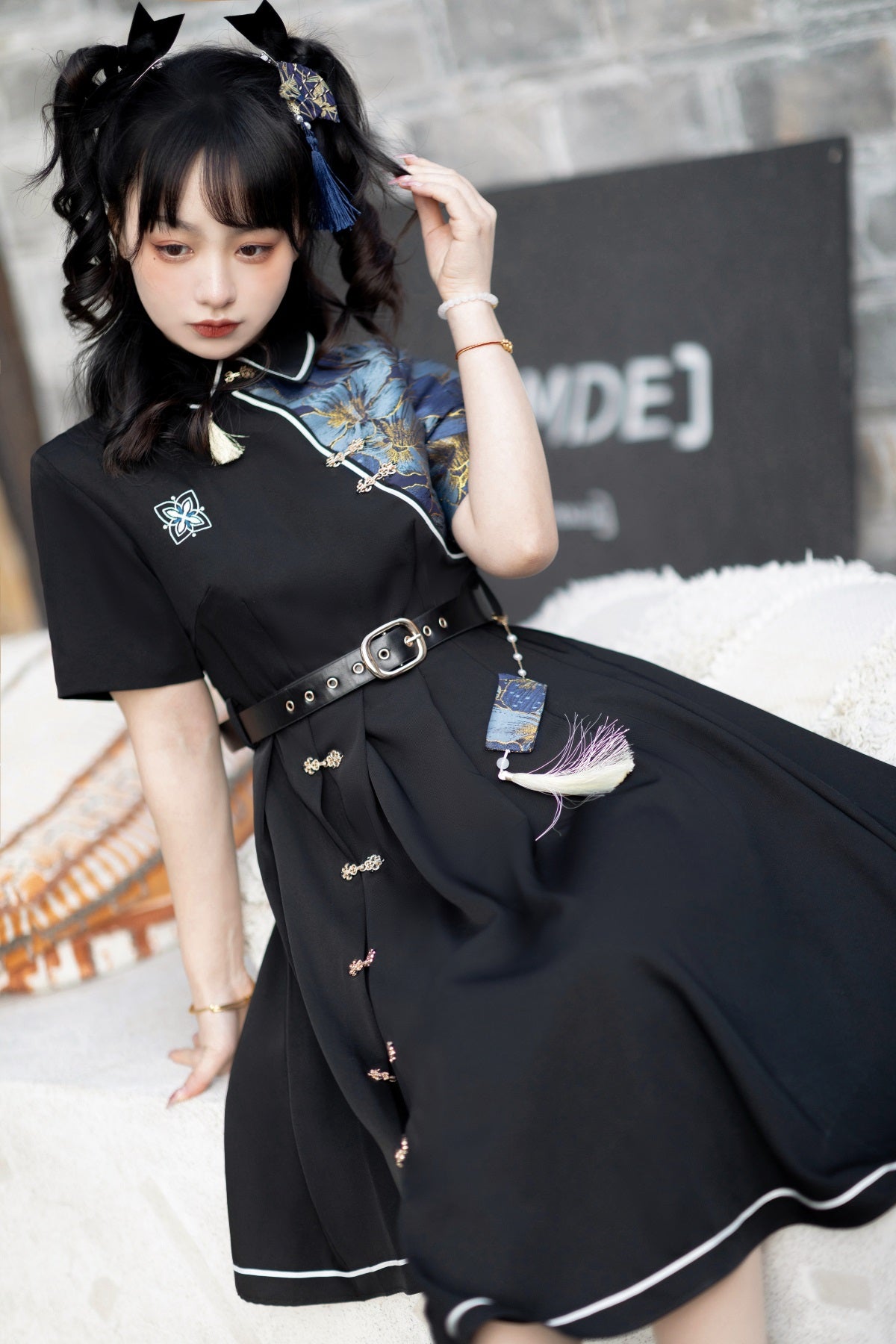 City That Never Sleeps | Modern Black Lolita Chinese Hanfu (不夜城)