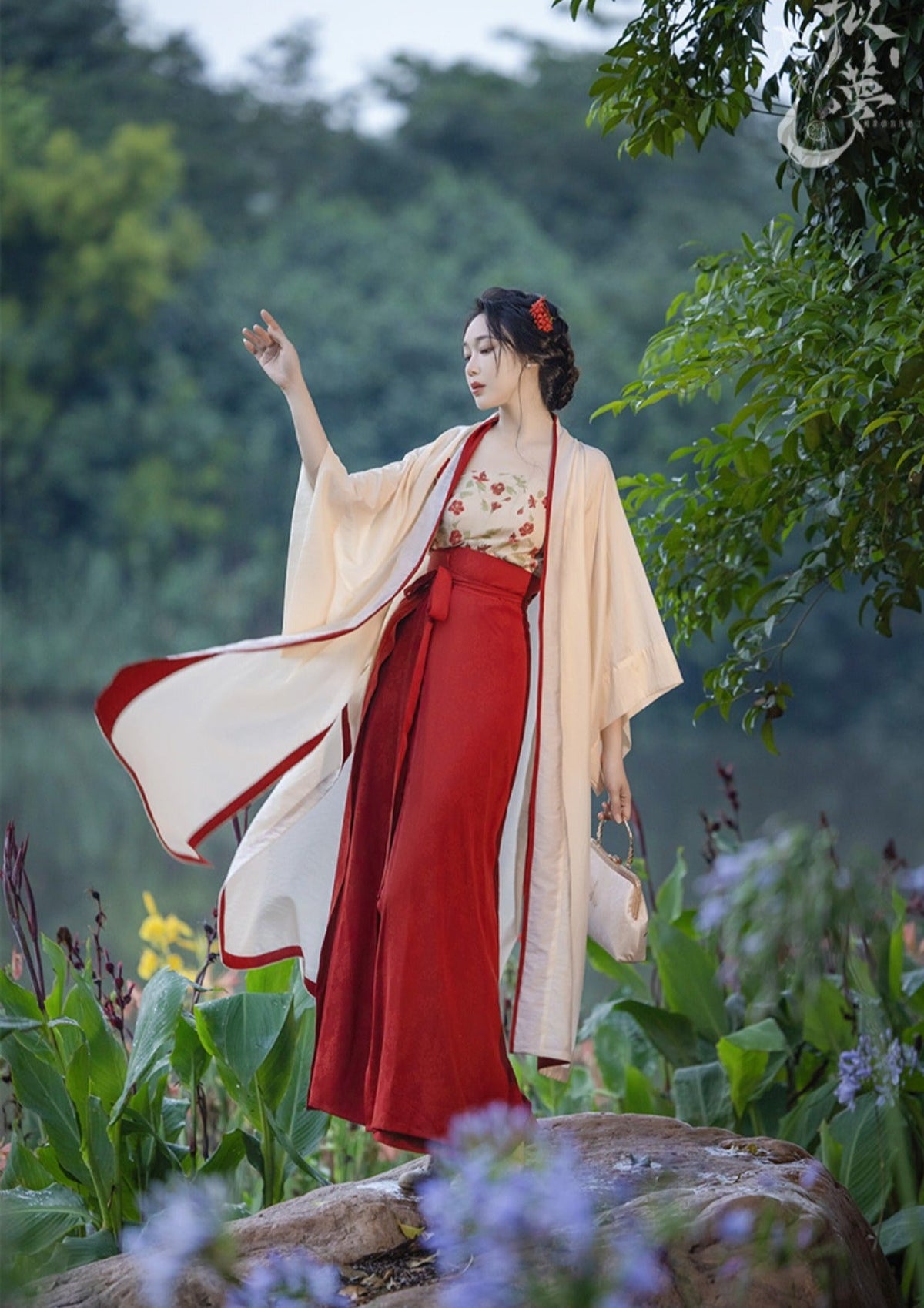 Poppy | Modern 3-Pieces Hanfu (花间酒)