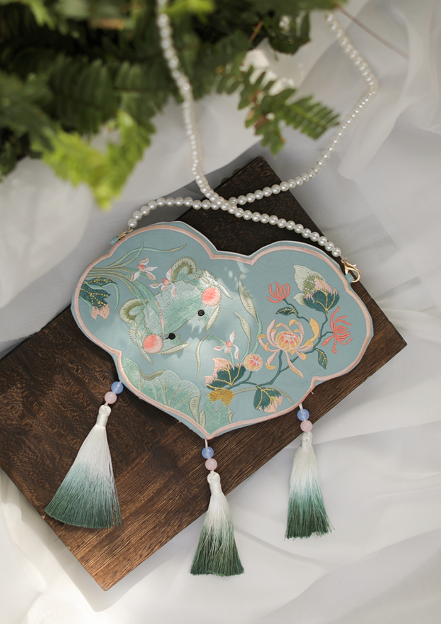 Crab | Blue Embroidered Bag