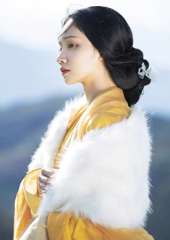 Flying Cloud | Yellow / Green Hanfu (兮云飞扬)