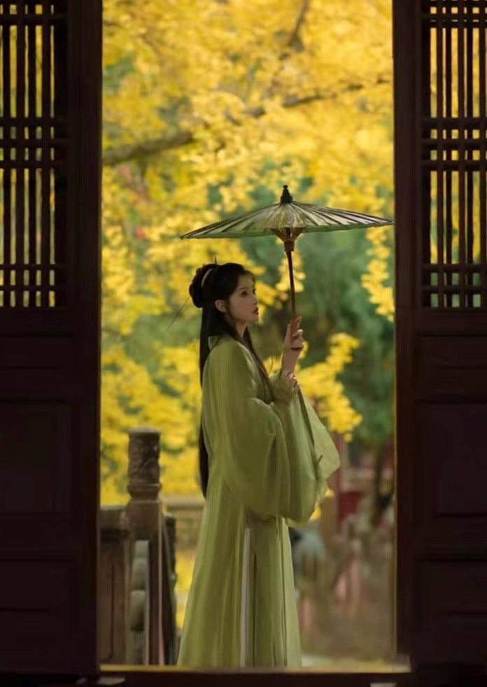 Flying Cloud | Yellow / Green Hanfu (兮云飞扬)